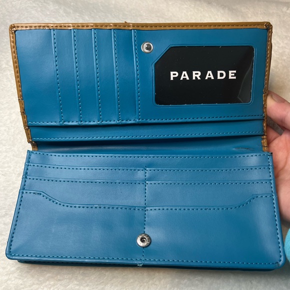 Genuine Leather Wallet - Picture 5 of 9